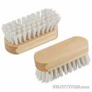 Щетка для одежды из искусственной щетины