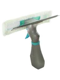 Стекломой с распылителем, скребком и насадкой из микрофибры